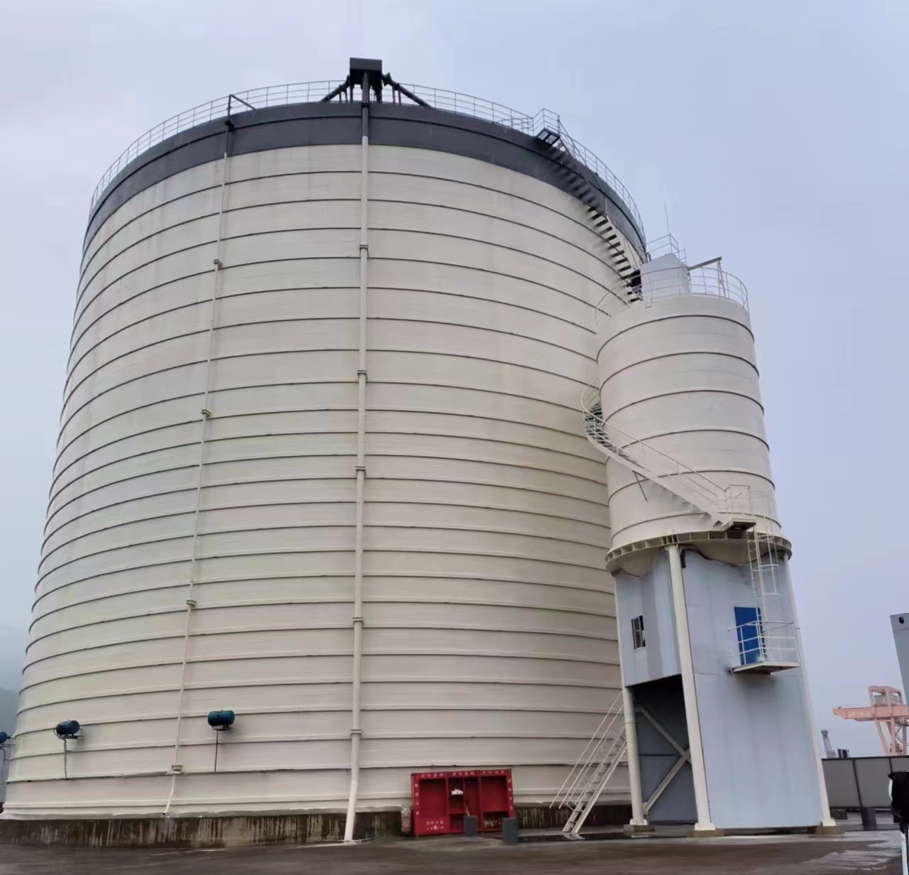 南山10万吨水泥钢板库